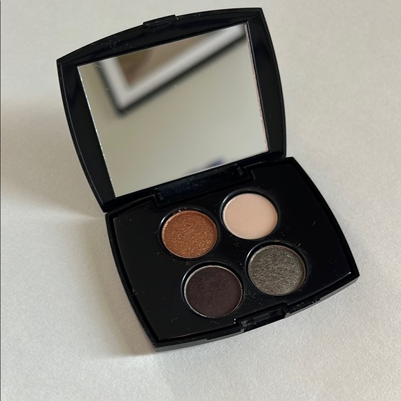 Lancom//eyeshadow - Picture 1 of 4